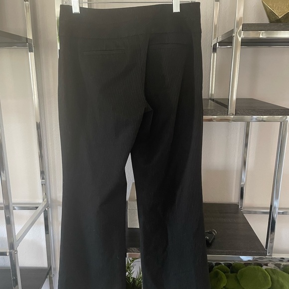 Express pants - Picture 3 of 7